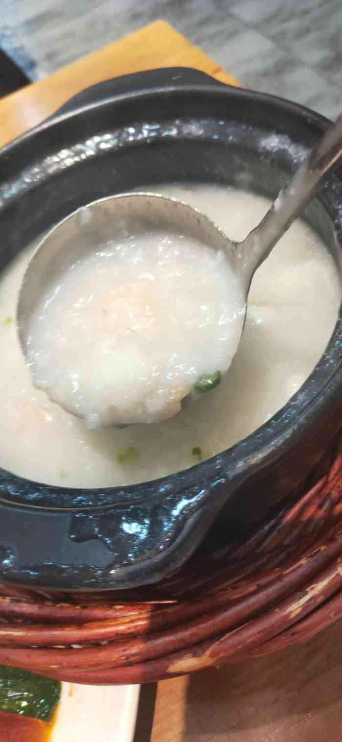 如轩砂锅粥(柳巷店)-"五一来吃饭的人好多,排队排了20分钟. .