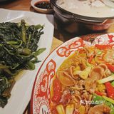 春熙路逛累了来吃蹄花嘛