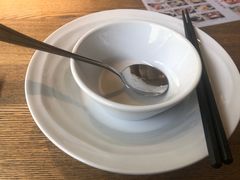 -蜜桃餐厅·伴山(湖滨商业街店)