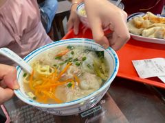 -长人馄饨铺(解放街店)