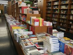 -外研书店(北京外国语大学西校区北外国际大厦店)