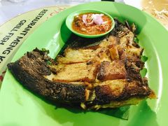 -明记烧鱼美味店