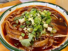 -拈签一笑黄牛肉辣卤串串