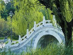 -隆福寺