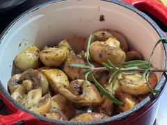 -LES ELITES 英集荟(南京西路店)