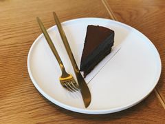 黑巧克力蛋糕-大酉·M Coffee(北京美术馆店)