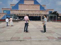 -上海市龙华烈士陵园