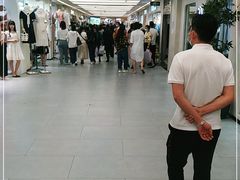 -广州白马服装市场