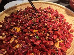 -万重锦·人文川菜馆(骡马市店)