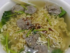 牛肉饼汤蟹皇面-汕尾菜粿(向西老店)