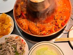 -超越炭火牛蛙火锅鸡(河东店)