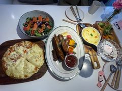-秀儿家の小确幸融合西餐厅(万达店)