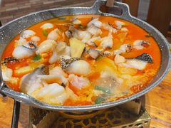 -老滇山寨•云南特色菜•地方菜•民族风情歌舞表演(金碧店)