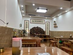 大堂-正果忠记云吞濑粉(总店)