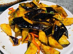 风味茄子-华盛园卷子王农家菜水库鱼
