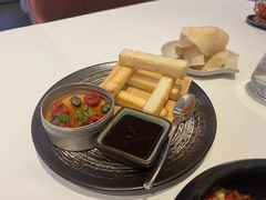 -斯普汇生蚝牛排馆(中骏世界城店)