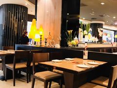 大堂-必胜客(百联又一城店)