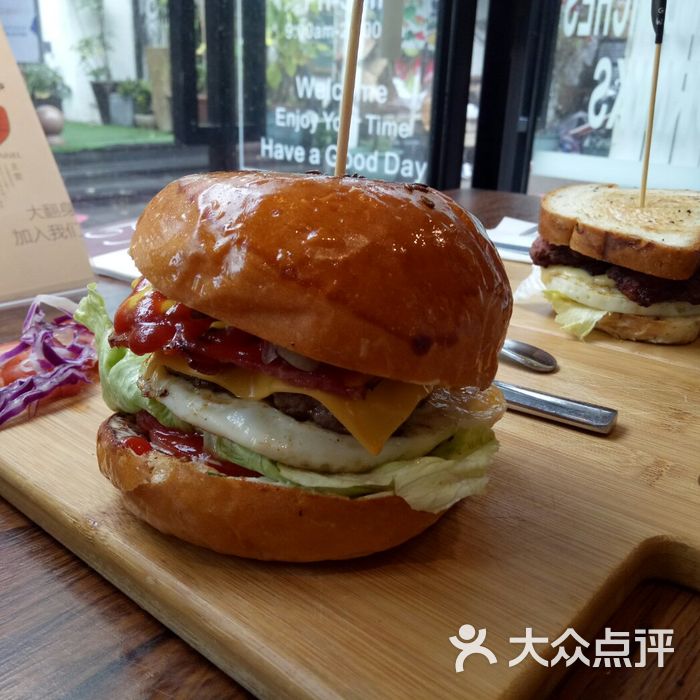 牛巴达|超好吃的台湾汉堡