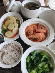 -臻康乃馨月子中心(集美店)
