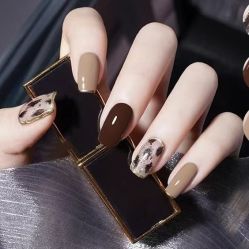 -尤米一站式美甲美睫