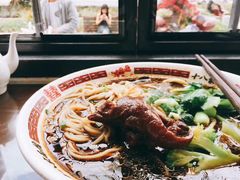 -十八家面馆(均瑶店)