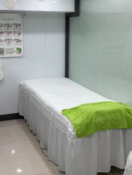 -苗医生专业祛痘·皮肤管理
