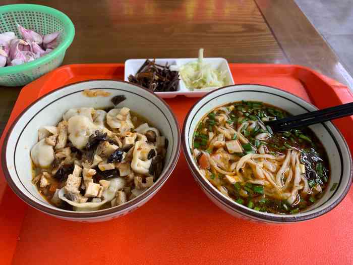 钱串子面(南新街店)-"忙了一上午,又到了午饭时间,因为考虑中午.