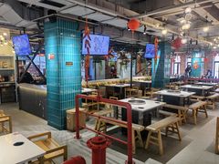 大堂-钢管厂五区小郡肝串串香火锅(人民广场店)