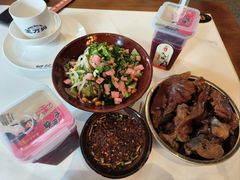 -王万妈卤猪脚(青岩交通路)