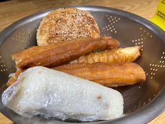 -弄堂咪道-饭香·面香·馄饨香(钦州北路田尚坊店)