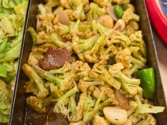 -老东镇啤酒屋海鲜加工·蒸汽海鲜·海鲜烧烤(台东店)