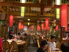 大堂-野山舂·贵州现舂酸汤火锅(鸿通城店)