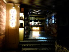 等位区-润青四季音乐主题餐厅·椰子鸡(罗湖店)