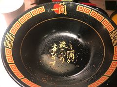 -一蘭拉面(新宿中央东口店)