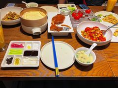 番茄脆菇沙拉-小大董·烤鸭(王府井apm店)