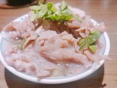 -肖四女乐山跷脚牛肉(滨江天街店)
