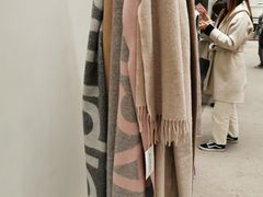 -Acne Studios(芮欧百货店)