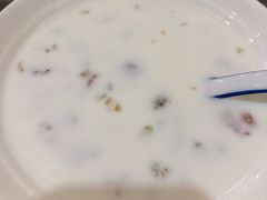 -黄师奶甜品店