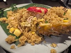 -大头虾越式风味餐厅(光明广场店)