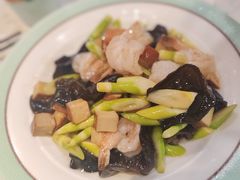 -巧克力渔家.小船海鲜胶东菜(万平口店)