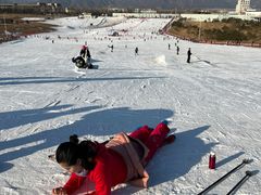 -华彬猛犸滑雪场