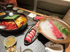-三出山火锅(南京万象天地店)