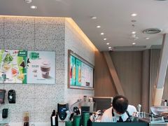 大堂-星巴克(北京南站第三店)