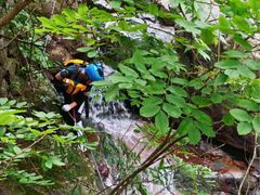 -安吉龙王山峡谷漂流
