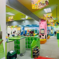 -莫莉幻想儿童乐园(北京丰台永旺店)