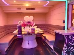 -巴特餐饮6加1音乐餐吧·新疆菜