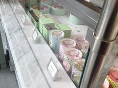 -ladurée(戴高乐机场T 2F店)