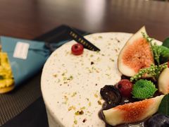 -小苍兰风铃草·礼物蛋糕(沈阳店)
