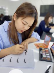 -KISS U 国际美学