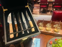 -恰餐厅及酒吧 CHAR Bar & Grill (北京丽都皇冠假日店)